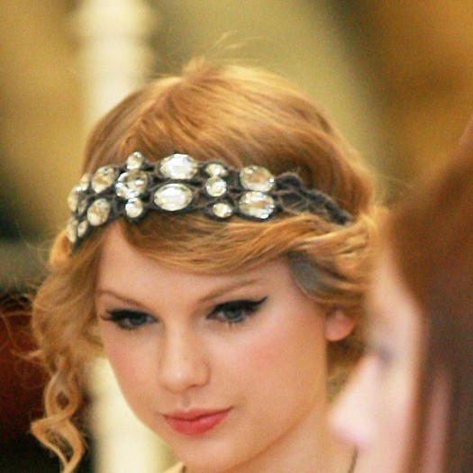  - Taylor Swift lanseza malodiile despre fostul ei iubit Harry Styles