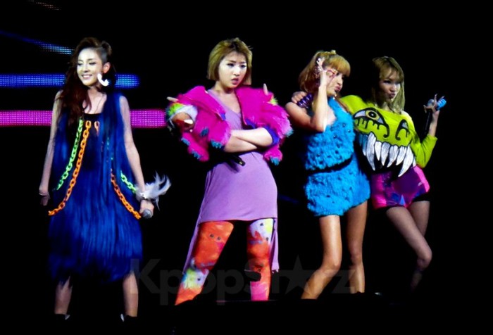 eee - 2ne1 korea 1
