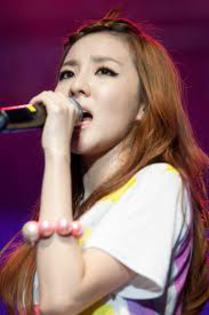 soo - 2ne1 korea 1