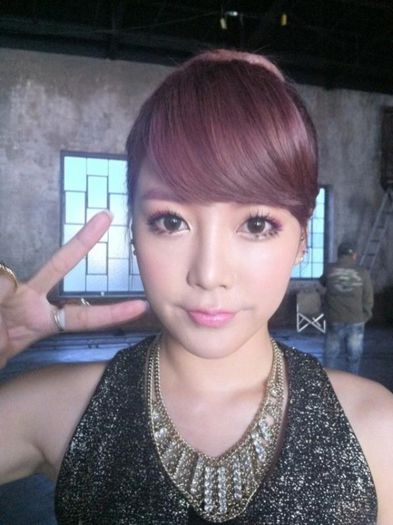 t-ara soyeon selca