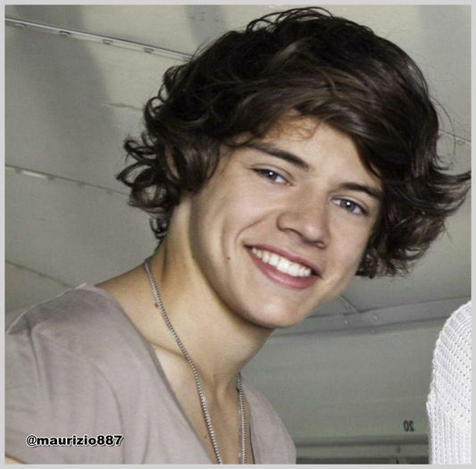 Harry-Styles-2012-one-direction-33176546-1500-1476 - 000one direction