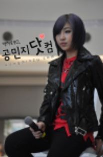 f - 2ne1 korea 1
