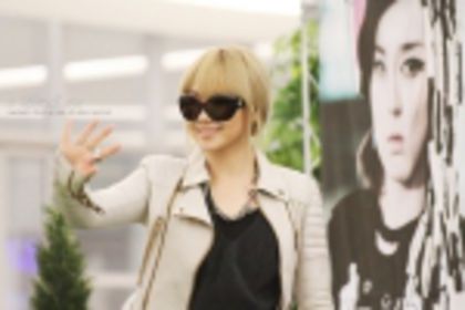 hellod - 2ne1 korea 1