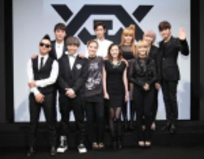 yg en - 2ne1 korea 1