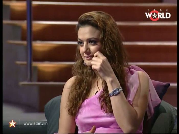 Saif Preity - Koffee with Karan (355) - Preity Zinta 04