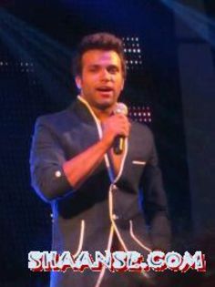 8 - Rithvik Dhanjani