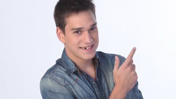 vlad-stanescu-vlad-gherman-1_2_1_size8 - Cum arata vedeta ta preferata fara un dinte
