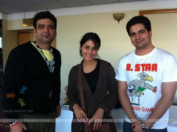 165736-hina-khan-karan-mehra-at-bbc-office-at-london-for-an-interview