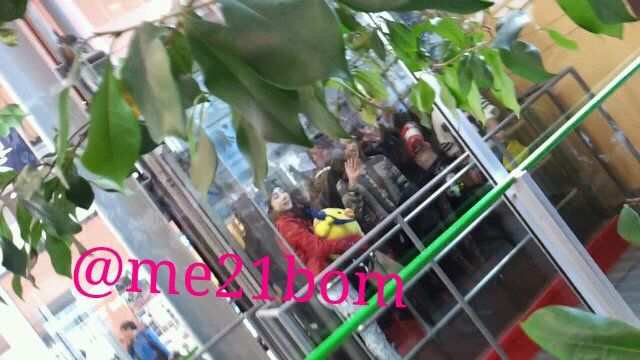2NE1 AIROPORT