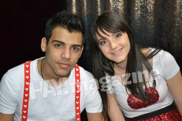 27312_480241335346503_1442533262_n