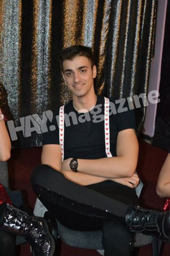 394819_480242065346430_1903208323_n