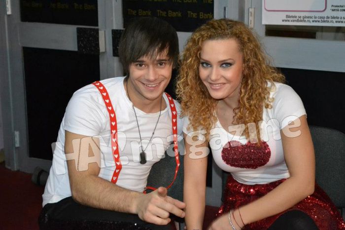 555229_480242392013064_1332503677_n