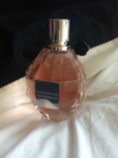 parfum 2ne1