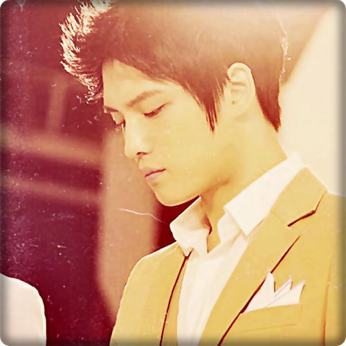 << ..Poate.. el a luat`o pe ea.. :| .. - l - x - Episodul 07 - x - l
