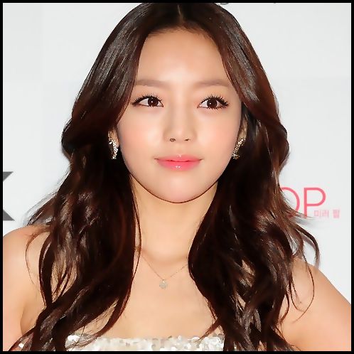 .x Areee ,.. Cineva un pistooool ? .. :-s [ ridica un picior ] :]]] - X - x - STUDIO - x - X