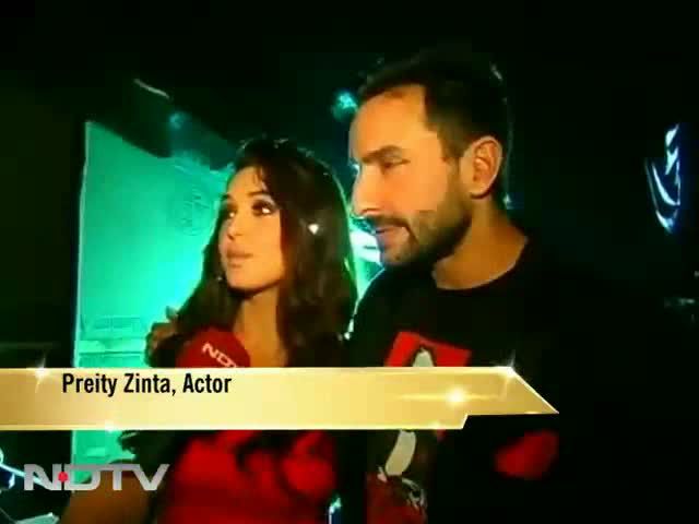 Preity Goes Gaga Over Saif s Look _ 480 p (12)