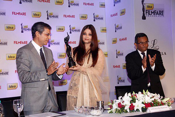  - Aishwarya Idea Filmfare Awards press conference