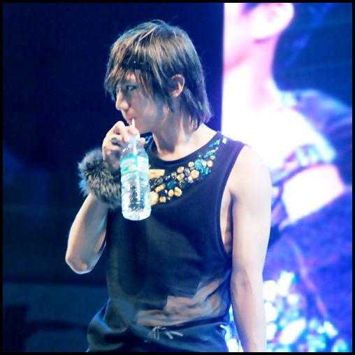 [(:] ..Yaa.. :-s ai grija..