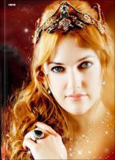 15 - Meryem Uzerli