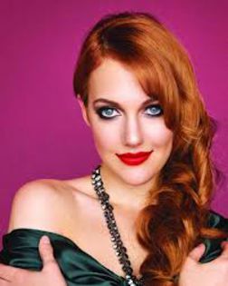 16 - Meryem Uzerli