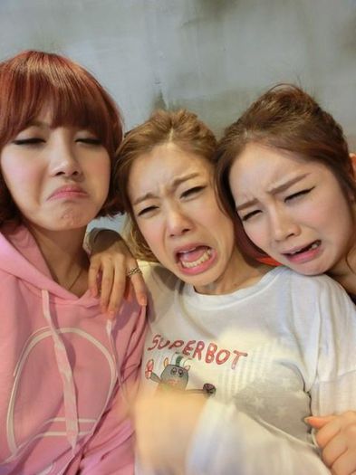 sojin,yura&hyeri - Girls day