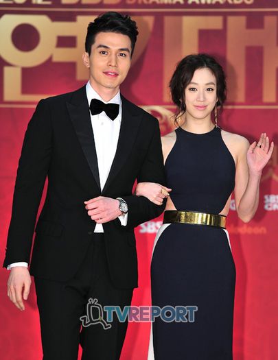 lee dong wook - k - Actrite in rochii de gala