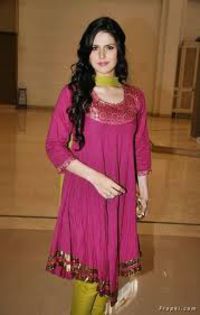 imagesCAQP69Q9 - ZARINE KHAN 1