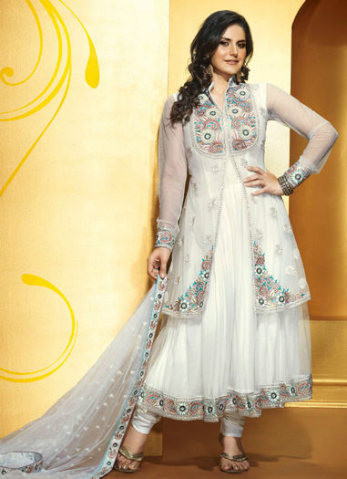 Zarine-Khan-in-Salwar-Suit-2012 - ZARINE KHAN 1