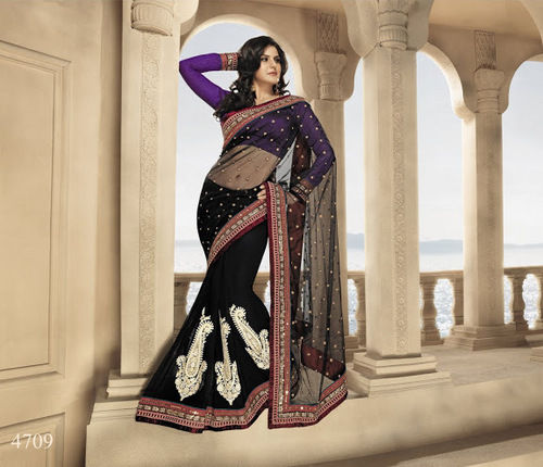 ZARINE-KHAN-IS-BACK-WITH-NEW-CONCEPT-OF-DESIGNERS-SAREE-HAVE-ALOOK-