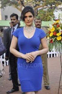 imagesCAVZ9IO1 - ZARINE KHAN 2