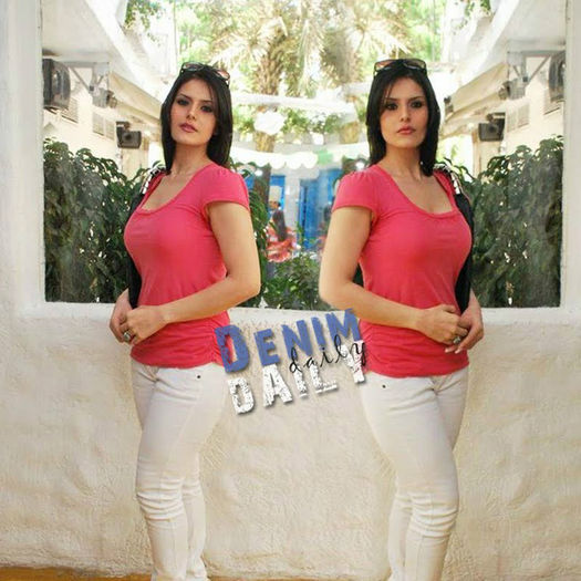 Zarine-Khan-Skinny-Jeans