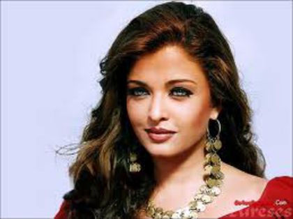 imagesCAIRUA4K - Aishwarya Rai_poze