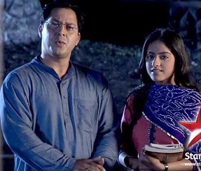 302431_210859228975819_2138377069_n - Diya Aur Baati Hum_Destine implinite