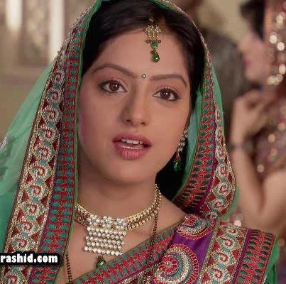 558723_412535032114604_812048402_n - Diya Aur Baati Hum_Destine implinite