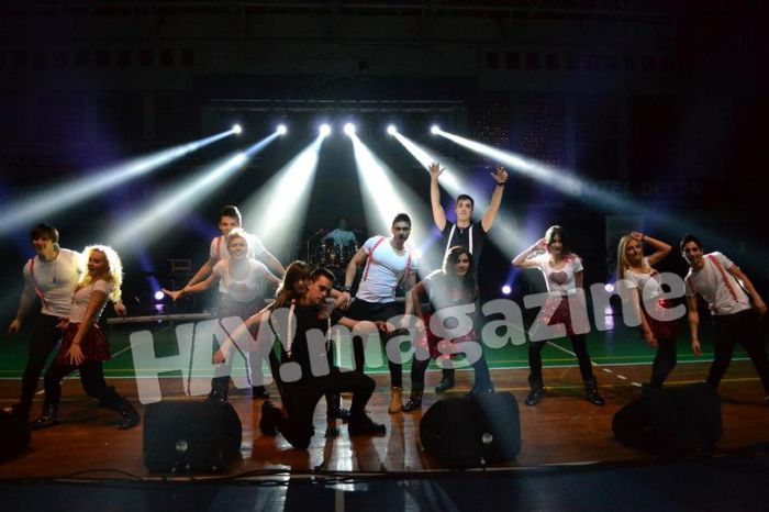 74104_483518755018761_1044395316_n