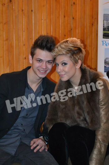 556641_483482125022424_1343386888_n