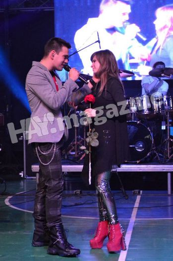 734193_483520521685251_1187144231_n