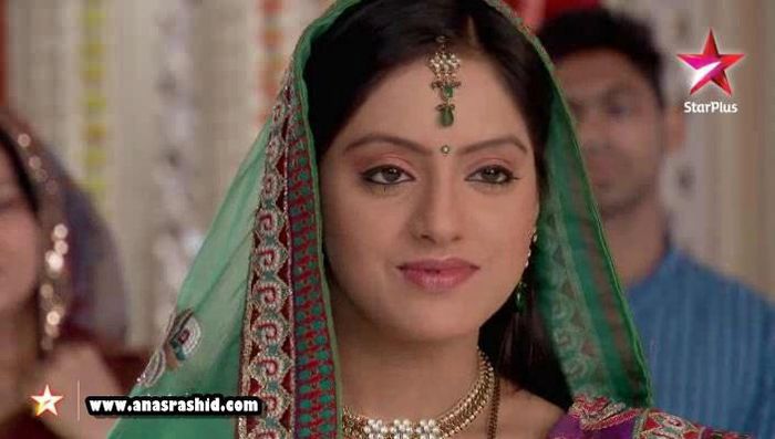 575050_413143445387096_1239197413_n - Diya Aur Baati Hum_Destine implinite