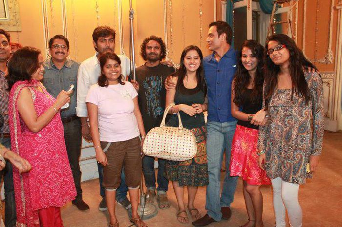 301278_469948546373252_646418749_n