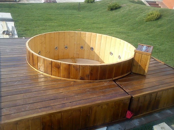 Hot tub - jacuzzi din lemn 2 - JACUZZI din lemn  HOTTUB-SPA - ciubar
