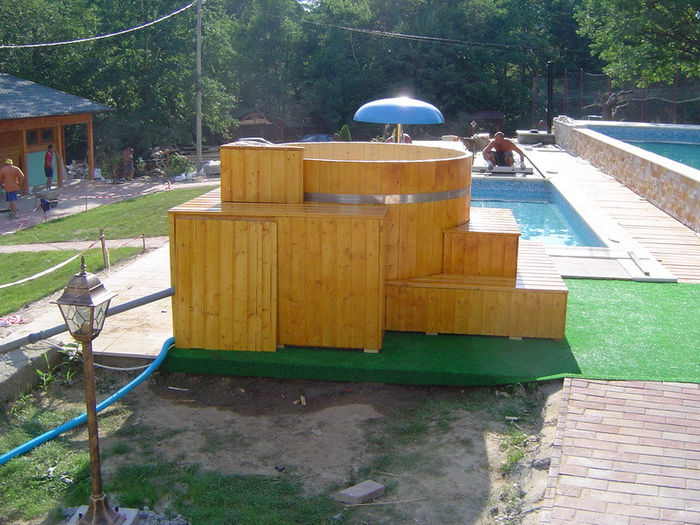 Hot tub - jacuzzi lemn 1 - JACUZZI din lemn  HOTTUB-SPA - ciubar