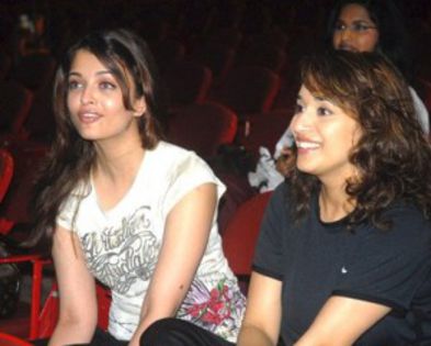  - aishwarya rai and Madhuri Dixit