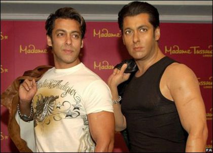 salmankhanwaxstatuecq2 - Salman Khan