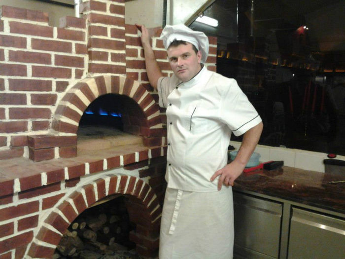 cluj3; pizzer la post
