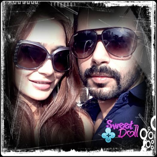 0009_2013-02-08_16_56_57 - sara khan22