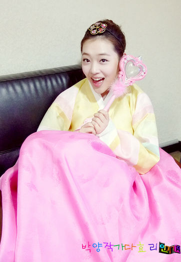 sulli hanbok - Fx