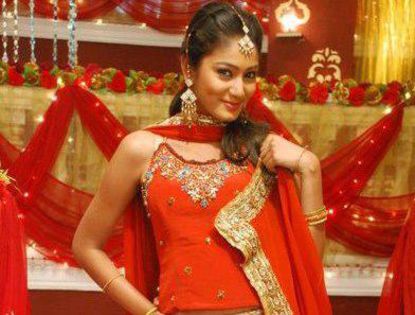 560489_238422682923566_872991582_n