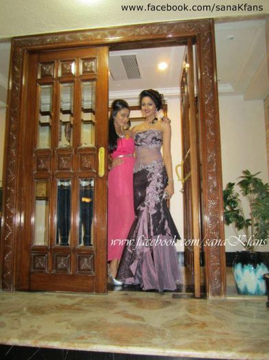 579385_328341617265005_2110103732_n