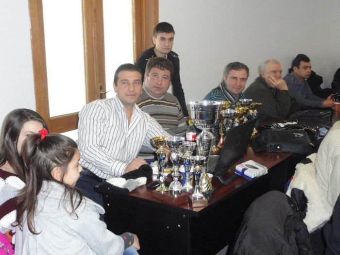 263851_486658918051850_823457545_n