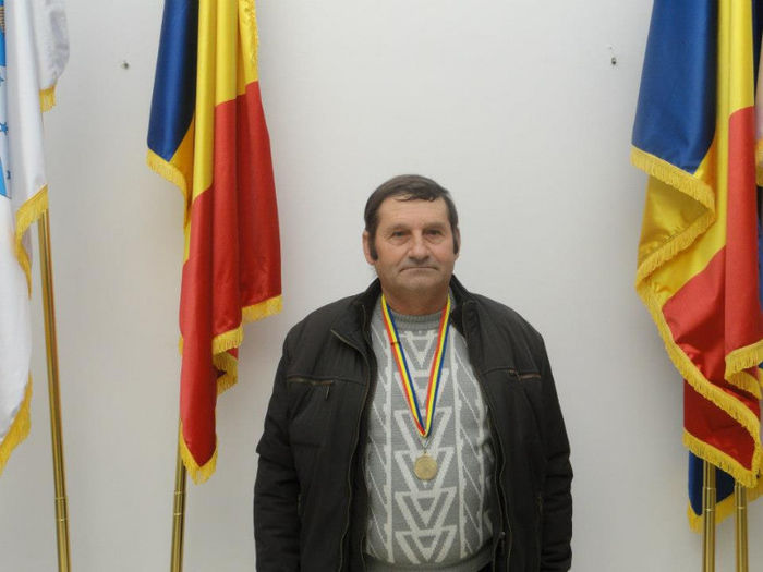 304904_486660834718325_1054019731_n